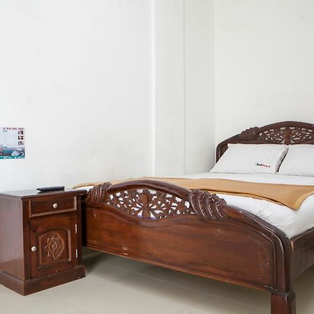 Reddoorz Near Tegalega Park Hotel Bandung Eksteriør billede